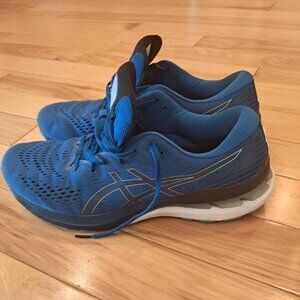 Asics Gel Kayano 28 running shoes Men's size: 12